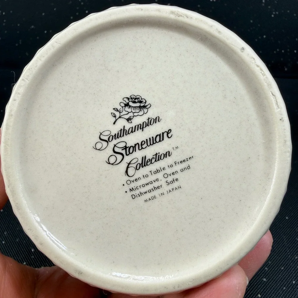 Southampton Stoneware Collection Ramekins Set 2 Grey Floral Cream Made in Japan